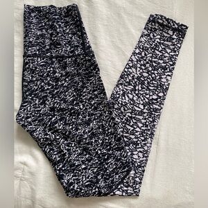 Lululemon Wunder Under Pant (Hi-Rise) size 6